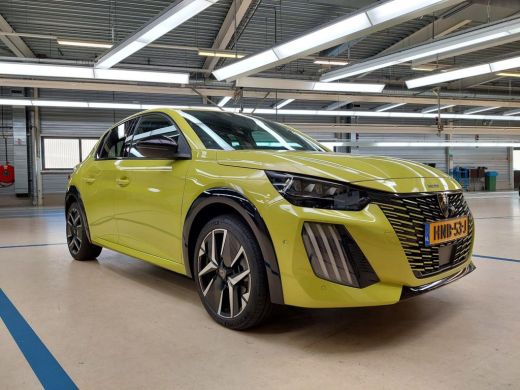 Peugeot e-208 EV GT 51 kWh ActivLease financial lease