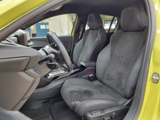 Peugeot e-208 EV GT 51 kWh ActivLease financial lease