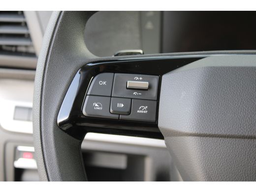 Peugeot e-Expert L3 75 kWh 8 JAAR GARANTIE | CAMERA | NAVI | BETIMMERING | DRAADLOOS CARPLAY ActivLease financial lease