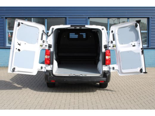 Peugeot e-Expert L3 75 kWh 8 JAAR GARANTIE | CAMERA | NAVI | BETIMMERING | DRAADLOOS CARPLAY ActivLease financial lease