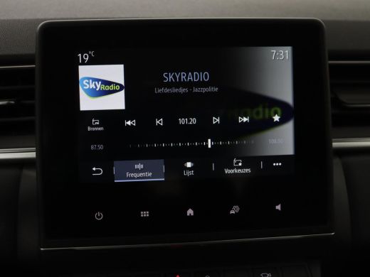 Renault Captur 1.3 TCe Intens | Panoramadak | 360 Camera | Trekhaak | Half leder | Carplay | Keyless | Climate c... ActivLease financial lease