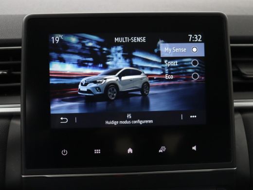 Renault Captur 1.3 TCe Intens | Panoramadak | 360 Camera | Trekhaak | Half leder | Carplay | Keyless | Climate c... ActivLease financial lease