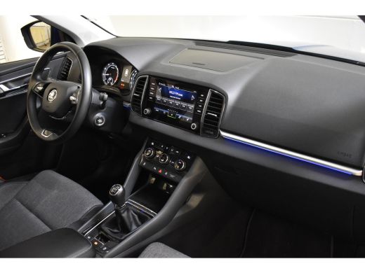 Skoda Karoq 1.5 TSI 150PK ACT BUSINESS EDITION PLUS CAMERA/NAVI/TREKHAAK ActivLease financial lease