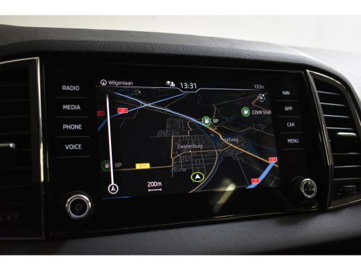 Skoda Karoq 1.5 TSI 150PK ACT BUSINESS EDITION PLUS CAMERA/NAVI/TREKHAAK ActivLease financial lease