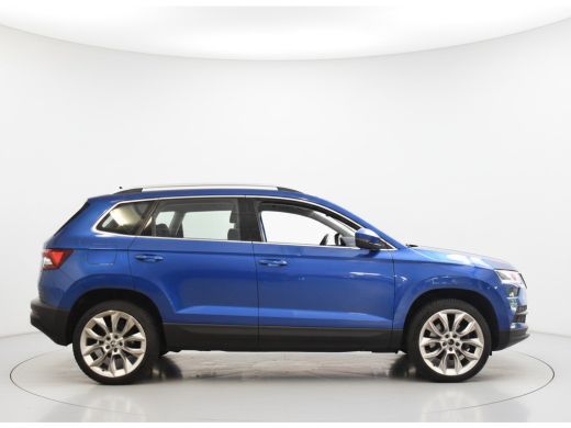 Skoda Karoq 1.5 TSI 150PK ACT BUSINESS EDITION PLUS CAMERA/NAVI/TREKHAAK ActivLease financial lease