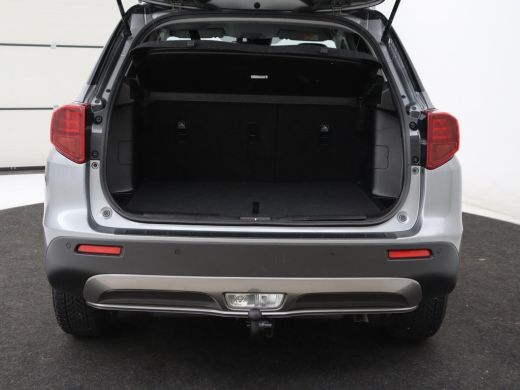 Suzuki Vitara 1.4 Boosterjet Select Smart Hybrid | Stoelverwarming | Trekhaak | Adaptive cruise | Carplay | Cam... ActivLease financial lease