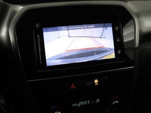 Suzuki Vitara 1.4 Boosterjet Select Smart Hybrid | Stoelverwarming | Trekhaak | Adaptive cruise | Carplay | Cam... ActivLease financial lease