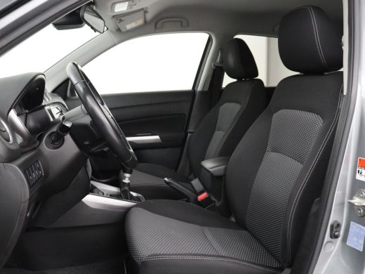 Suzuki Vitara 1.4 Boosterjet Select Smart Hybrid | Stoelverwarming | Trekhaak | Adaptive cruise | Carplay | Cam... ActivLease financial lease