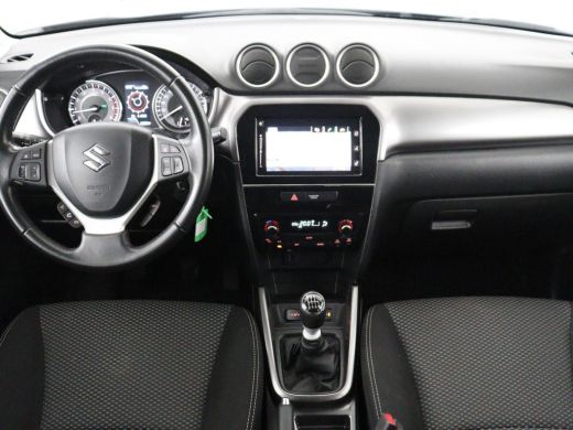 Suzuki Vitara 1.4 Boosterjet Select Smart Hybrid | Stoelverwarming | Trekhaak | Adaptive cruise | Carplay | Cam... ActivLease financial lease