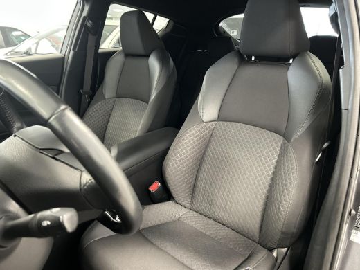 Toyota C-HR 1.8 Hybrid Executive ActivLease financial lease