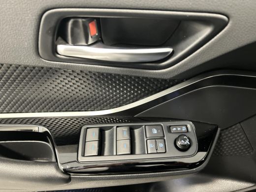 Toyota C-HR 1.8 Hybrid Executive ActivLease financial lease