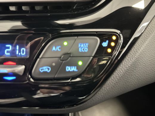 Toyota C-HR 1.8 Hybrid Executive ActivLease financial lease