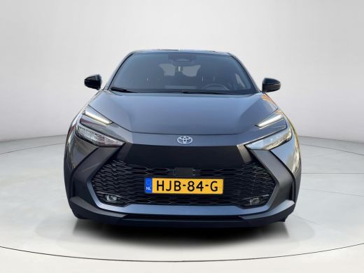 Toyota C-HR 2.0 Plug-in Hybrid 220 Dynamic | Stoel- + stuurverwarming | Carplay | Dode hoek waarschuwing | ActivLease financial lease