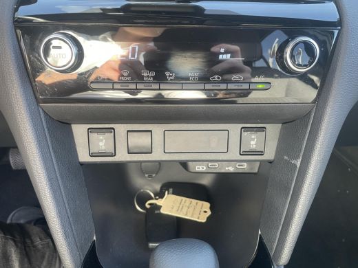 Toyota Yaris Cross 1.5 Hybrid 115 First Edition ActivLease financial lease