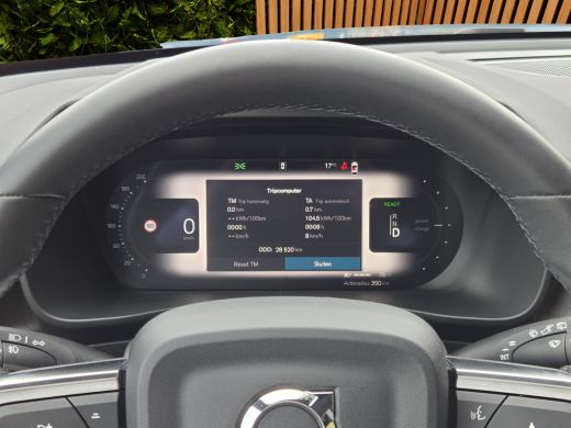 Volvo  EX40 Single Motor Extended Range Ultra 82 kWh | 360 Camera | Panoramadak | Pilot Assist | 20" Velgen ActivLease financial lease