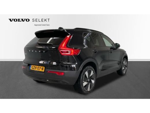 Volvo  EX40 Single Motor Extended Range Ultra 82 kWh | Trekhaak | 360 Camera | Panoramadak | Pilot Assist ActivLease financial lease