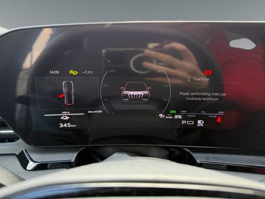 Audi Q6 e-tron S edition 83 kWh ActivLease financial lease