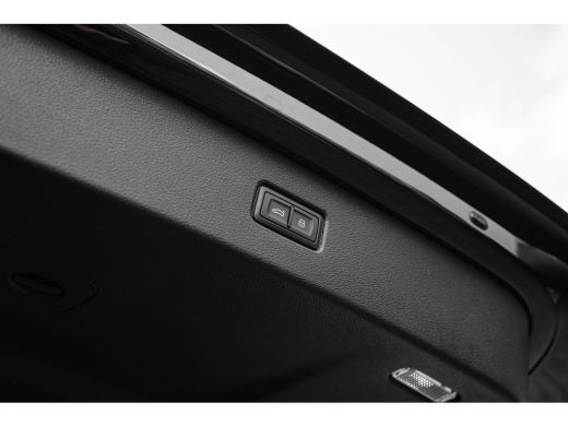 Audi Q7 60 TFSI e quattro Pro Line S Competition 490 PK | Trekhaak | Panoramadak | 360 Camera | Elek. Ver... ActivLease financial lease