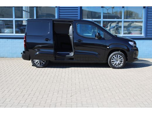 Citroën Berlingo 1.5 BlueHDi 130 PK AUTOMAAT 3-ZITS | CAMERA | DIGITALE SPIEGEL | TREKHAAK | BETIMMERING ActivLease financial lease