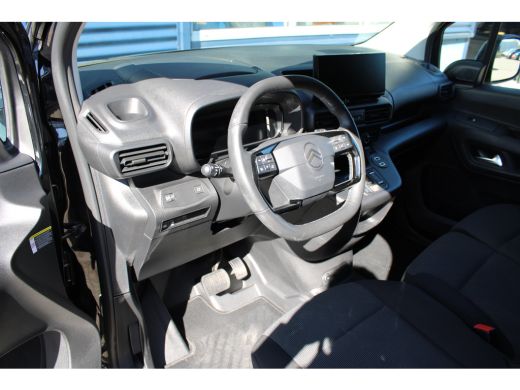 Citroën Berlingo 1.5 BlueHDi 130 PK AUTOMAAT 3-ZITS | CAMERA | DIGITALE SPIEGEL | TREKHAAK | BETIMMERING ActivLease financial lease