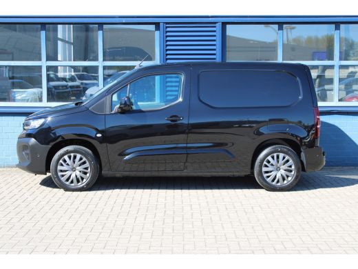 Citroën Berlingo 1.5 BlueHDi 130 PK AUTOMAAT 3-ZITS | CAMERA | DIGITALE SPIEGEL | TREKHAAK | BETIMMERING ActivLease financial lease