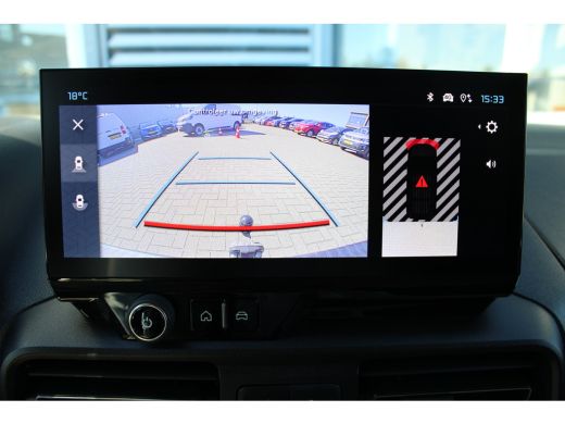 Citroën Berlingo 1.5 BlueHDi 130 PK AUTOMAAT 3-ZITS | CAMERA | DIGITALE SPIEGEL | TREKHAAK | BETIMMERING ActivLease financial lease