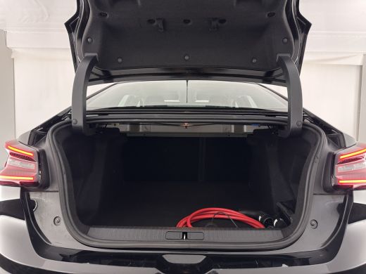 Citroën &euml;-C4 X Feel Pack 50 kWh [ 3-Fase-11Kw ] {SOH-91%} (INCL-BTW) *HEATPUMP | FULL-LED | LEATHER-FABRIC | DIG... ActivLease financial lease