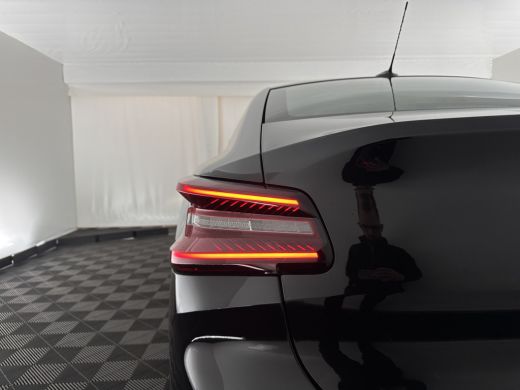 Citroën &euml;-C4 X Feel Pack 50 kWh [ 3-Fase-11Kw ] {SOH-91%} (INCL-BTW) *HEATPUMP | FULL-LED | LEATHER-FABRIC | DIG... ActivLease financial lease