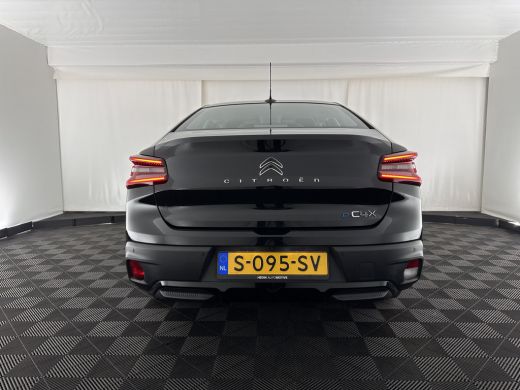 Citroën &euml;-C4 X Feel Pack 50 kWh [ 3-Fase-11Kw ] {SOH-91%} (INCL-BTW) *HEATPUMP | FULL-LED | LEATHER-FABRIC | DIG... ActivLease financial lease