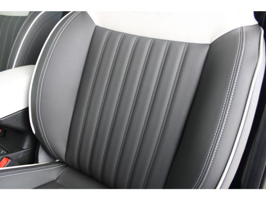 Fiat 500 La Prima | 8 Jaar garantie | Panorama dak | Camera | Navigatie | Premium audio | Keyless | ActivLease financial lease