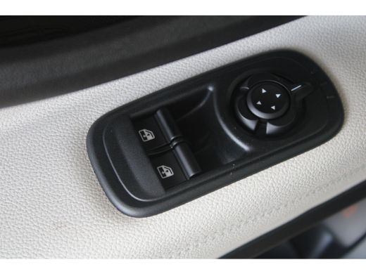 Fiat 500 La Prima | 8 Jaar garantie | Panorama dak | Camera | Navigatie | Premium audio | Keyless | ActivLease financial lease