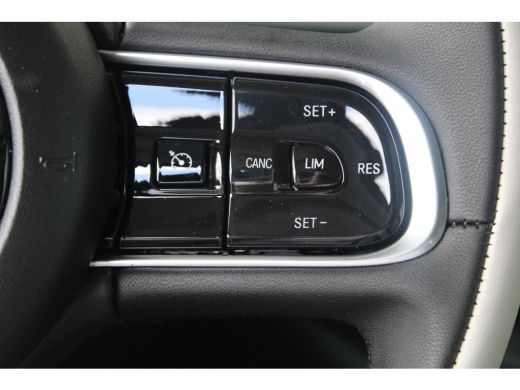 Fiat 500 La Prima | 8 Jaar garantie | Panorama dak | Camera | Navigatie | Premium audio | Keyless | ActivLease financial lease