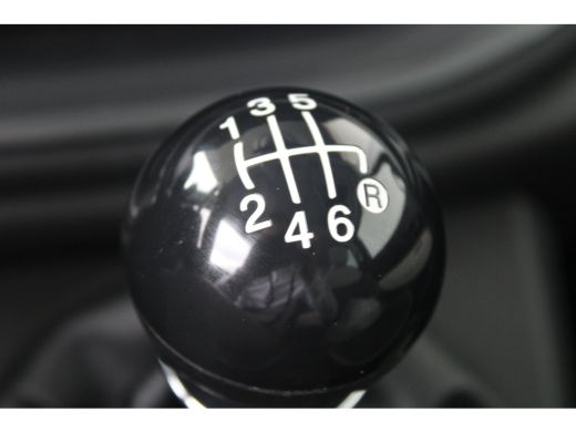 Fiat 500 La Prima | 8 Jaar garantie | Panorama dak | Camera | Navigatie | Premium audio | Keyless | ActivLease financial lease