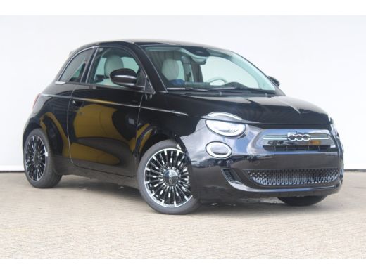 Fiat 500 La Prima | 8 Jaar garantie | Panorama dak | Camera | Navigatie | Premium audio | Keyless | ActivLease financial lease