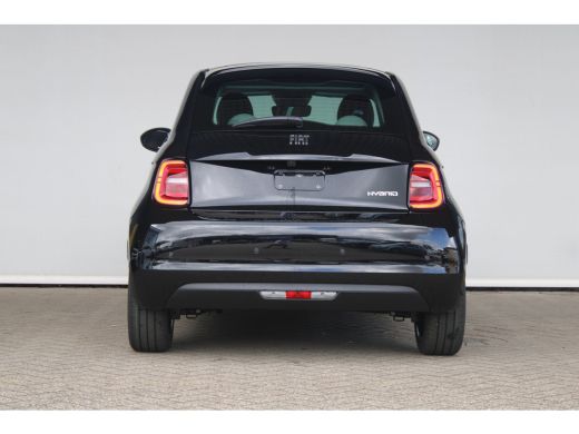 Fiat 500 La Prima | 8 Jaar garantie | Panorama dak | Camera | Navigatie | Premium audio | Keyless | ActivLease financial lease