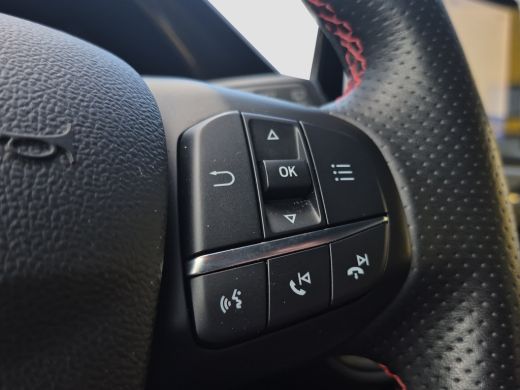 Ford Focus 1.0 EcoBoost Hybrid ST Line Business Trekhaak | Stuur+Stoel+Voorruitverwarming | Keyless | Camera... ActivLease financial lease