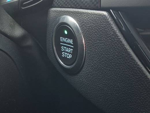 Ford Focus 1.0 EcoBoost Hybrid ST Line Business Trekhaak | Stuur+Stoel+Voorruitverwarming | Keyless | Camera... ActivLease financial lease