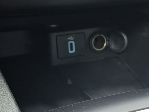 Ford Focus 1.0 EcoBoost Hybrid ST Line Business Trekhaak | Stuur+Stoel+Voorruitverwarming | Keyless | Camera... ActivLease financial lease