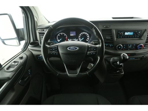Ford Transit Custom 2.0 TDCI L2H1 170PK | 2800KG Trekgew. | Airco | Cruise | 3 Zits | Trekhaak | Parkeersens. ActivLease financial lease