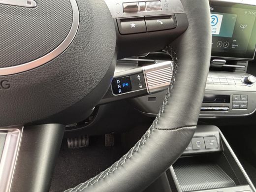 Hyundai Kona Long Range Pure edition 64.8 kWh | Parkeersensoren voor en achter | Adaptieve Cruise Control | Ke... ActivLease financial lease
