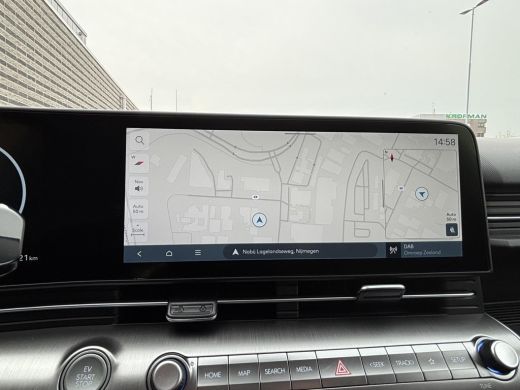 Hyundai Kona Long Range Pure edition 64.8 kWh | Parkeersensoren voor en achter | Adaptieve Cruise Control | Ke... ActivLease financial lease