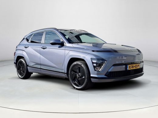 Hyundai Kona Long Range Pure edition 64.8 kWh | Parkeersensoren voor en achter | Adaptieve Cruise Control | Ke... ActivLease financial lease