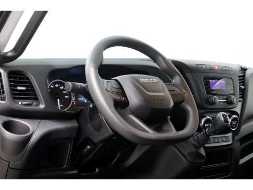 Iveco Daily 35C14 136pk Bakwagen met laadklep en zijdeur 04-2024 ActivLease financial lease