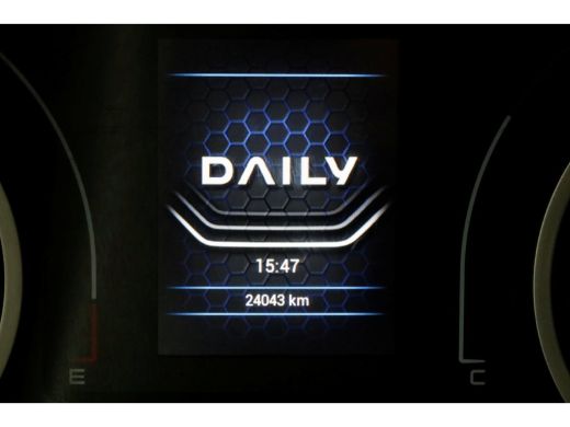 Iveco Daily 35C14 136pk Bakwagen met laadklep en zijdeur 04-2024 ActivLease financial lease