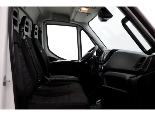 Iveco Daily 35C14 136pk Bakwagen met laadklep en zijdeur 04-2024 ActivLease financial lease