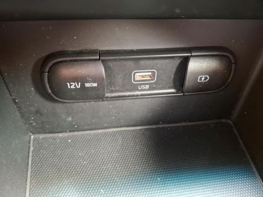 Kia Niro 1.6 GDi PHEV DynamicLine | Stoel en stuur verwarming | Achteruitrijcamera | Carplay | ActivLease financial lease