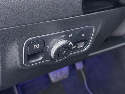 Mercedes-Benz B-Klasse 250e Luxury // Trekhaak // Panorama dak // Camera // MultiBeam LED // Sfeerverlichting // Stoelve... ActivLease financial lease