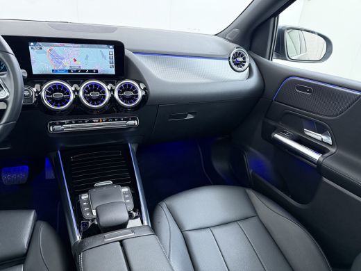 Mercedes-Benz B-Klasse 250e Luxury // Trekhaak // Panorama dak // Camera // MultiBeam LED // Sfeerverlichting // Stoelve... ActivLease financial lease