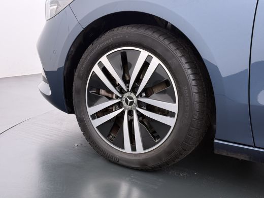 Mercedes-Benz B-Klasse 250e Luxury // Trekhaak // Panorama dak // Camera // MultiBeam LED // Sfeerverlichting // Stoelve... ActivLease financial lease