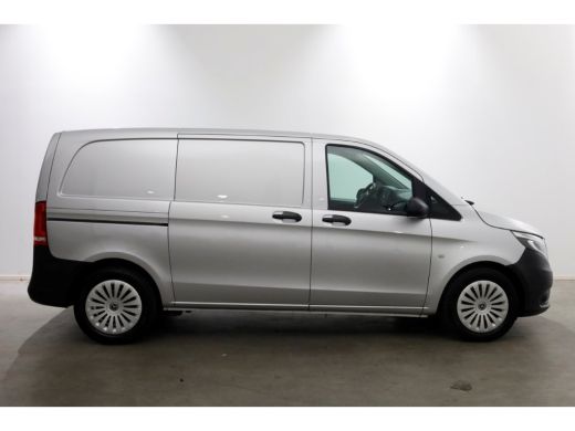 Mercedes-Benz Vito 114 CDI 136pk Compact 9G Automaat 2x Schuifdeur/LED/Camera/Inrichting 06-2022 ActivLease financial lease